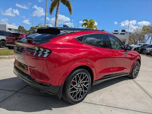 2022 Ford Mustang Mach-E GT