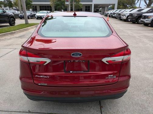 2019 Ford Fusion Hybrid SE