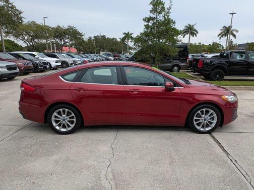 2019 Ford Fusion Hybrid SE