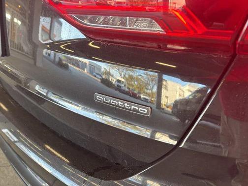 2022 Audi Q3 45 S line Premium Plus