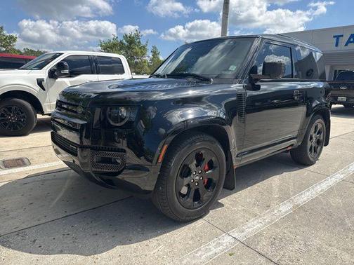Santorini Black Metallic 2023 Land Rover Defender 90 X-Dynamic SE