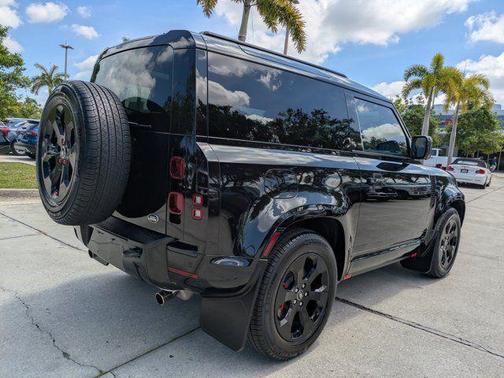 Santorini Black Metallic 2023 Land Rover Defender 90 X-Dynamic SE