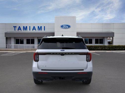 SPACE WHITE METALLIC 2026 Ford Explorer Active