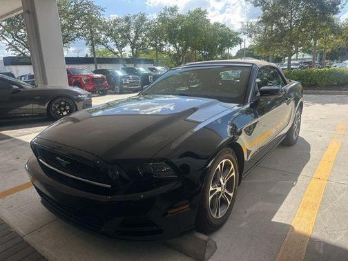 BLACK 2014 Ford Mustang V6 Premium