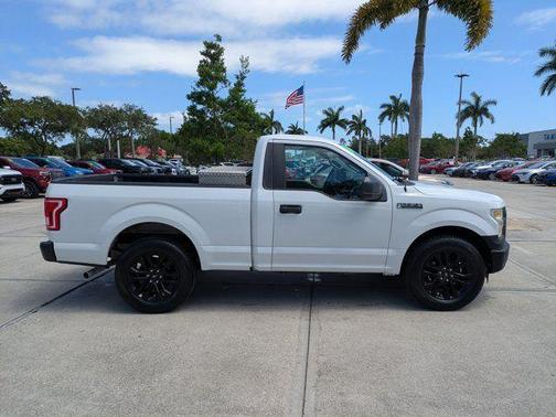 OXFORD WHITE 2016 Ford F-150 XL