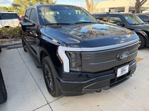 2024 Ford F-150 Lightning LARIAT