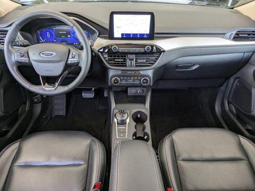 AGATE BLACK METALLIC 2020 Ford Escape SE