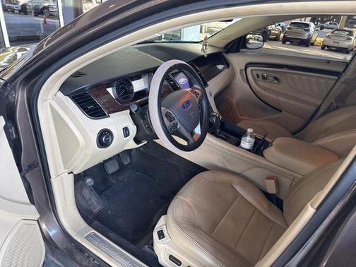 2016 Ford Taurus Limited