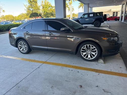 2016 Ford Taurus Limited