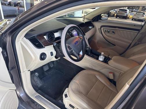 2016 Ford Taurus Limited