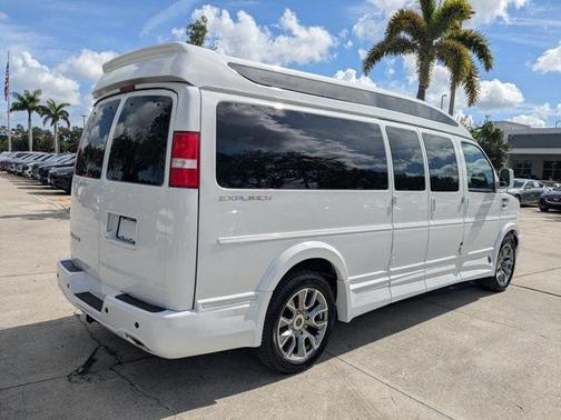 2024 Chevrolet Express 2500 RWD 2500 Extended Wheelbase WT