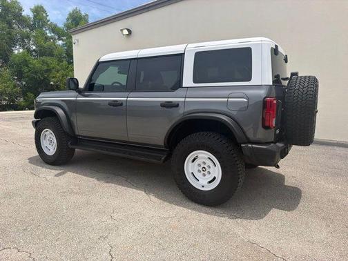 CARBONIZED GRAY METALLIC 2026 Ford Bronco Heritage Edition
