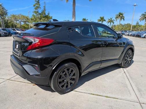 2020 Toyota C-HR LE