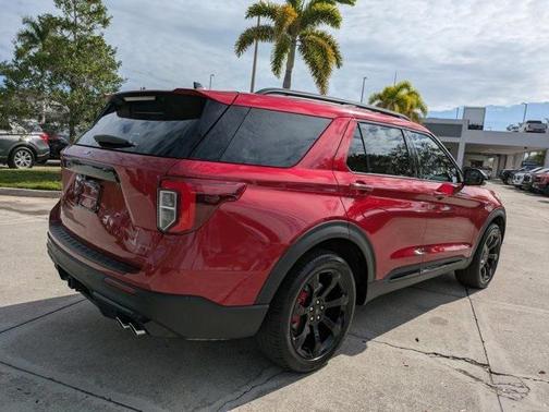 2024 Ford Explorer ST