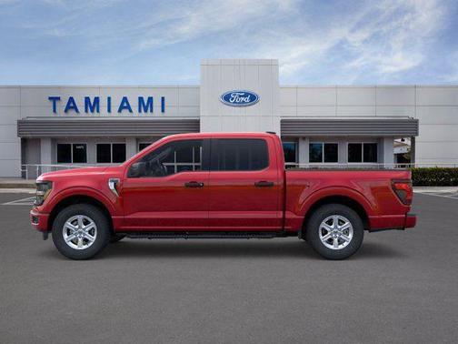 Ruby Red Metallic Tinted Clearcoat 2026 Ford F-150 XLT