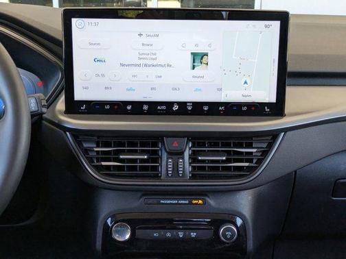 OXFORD WHITE 2023 Ford Escape Active