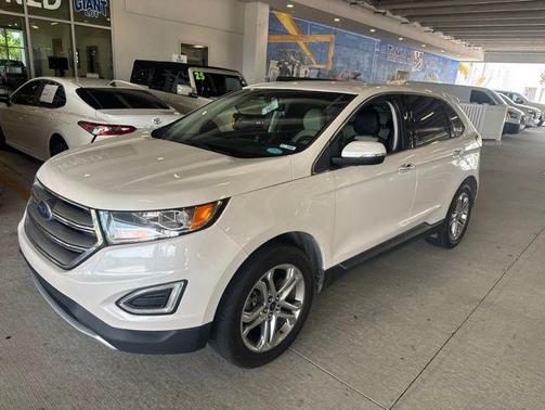 WHITE PLATINUM MET TRI-COAT 2018 Ford Edge Titanium