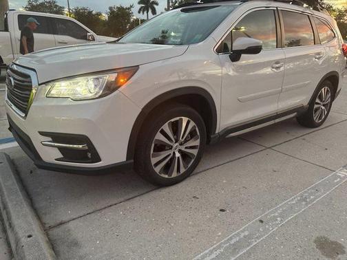 2022 Subaru Ascent Limited 8-Passenger