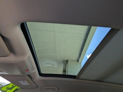 2023 Volkswagen Atlas 3.6L SEL Premium