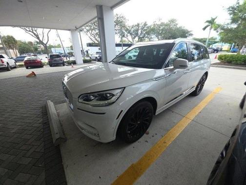 2022 Lincoln Aviator Reserve AWD