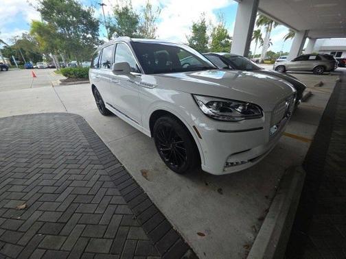 2022 Lincoln Aviator Reserve AWD