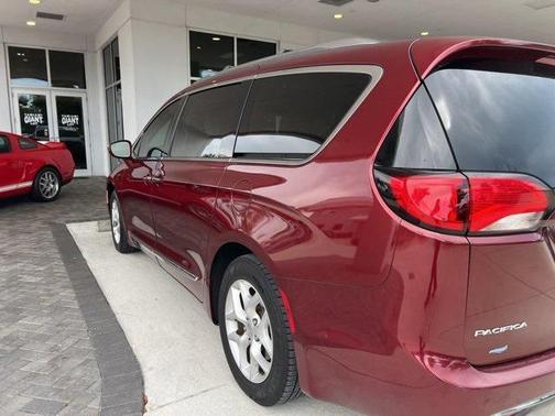 2019 Chrysler Pacifica Limited