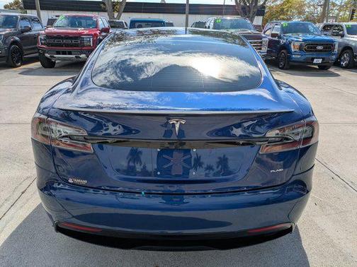 2021 Tesla Model S Plaid