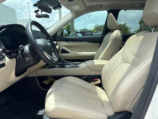 Majestic White 2025 INFINITI QX60 SENSORY
