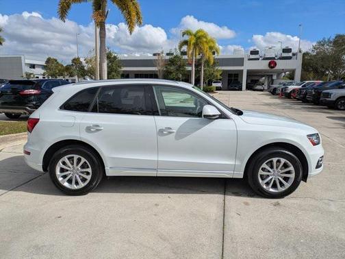 2015 Audi Q5 2.0T Premium Plus