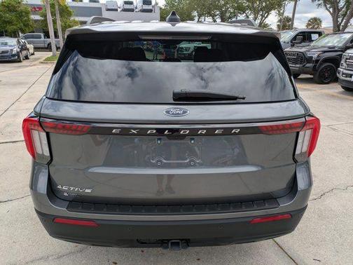 CARBONIZED GRAY METALLIC 2025 Ford Explorer Active