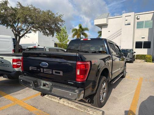 ANTIMATTER BLUE METALLIC 2022 Ford F-150 XLT