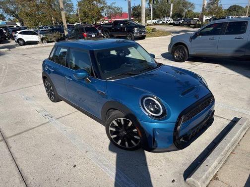 2022 MINI Hardtop Cooper S