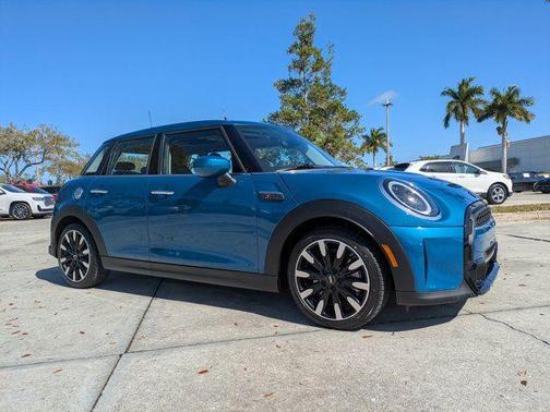 2022 MINI Hardtop Cooper S