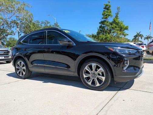 AGATE BLACK METALLIC 2023 Ford Escape Platinum