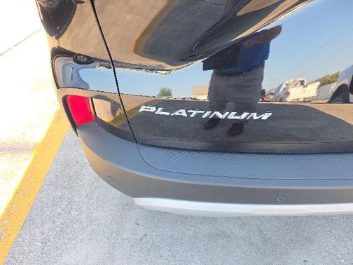 AGATE BLACK METALLIC 2023 Ford Escape Platinum