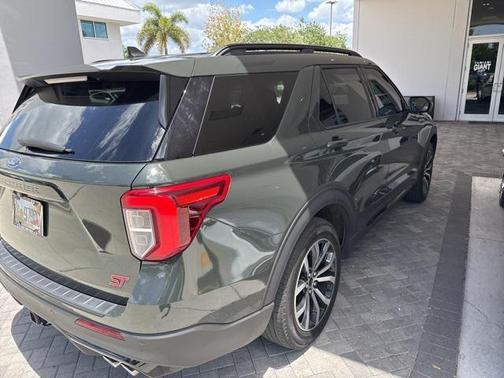 2022 Ford Explorer ST