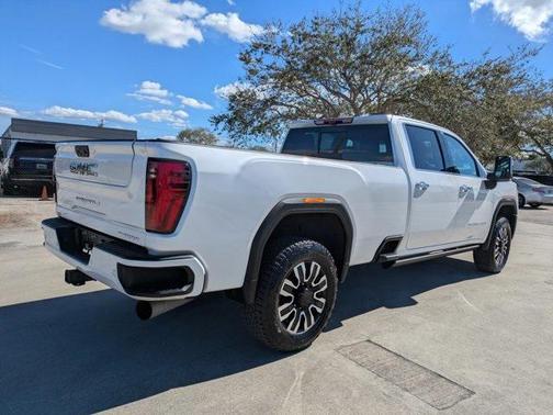 2024 GMC Sierra 3500 Denali