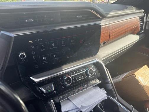 2024 GMC Sierra 3500 Denali