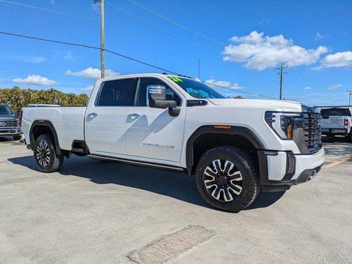 2024 GMC Sierra 3500 Denali