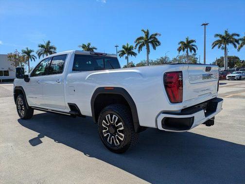 2024 GMC Sierra 3500 Denali
