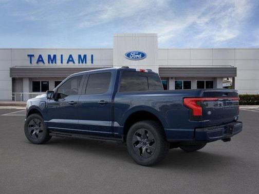 2025 Ford F-150 Lightning LARIAT