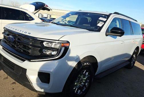 2025 Ford Expedition Max Active 4x2