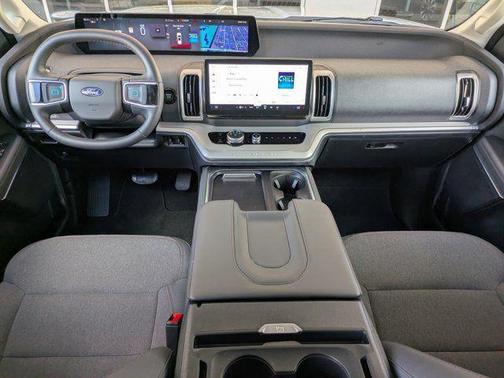 SPACE SILVER METALLIC 2025 Ford Expedition Max Active 4x2