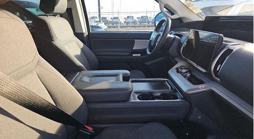 2025 Ford Expedition Max Active 4x2