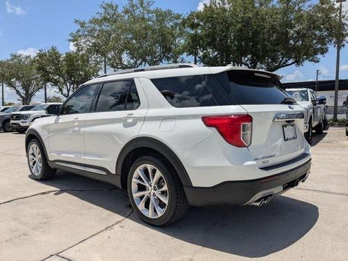 2021 Ford Explorer Platinum