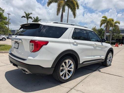 2021 Ford Explorer Platinum