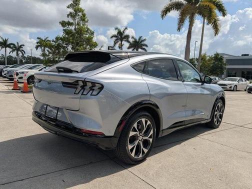 2022 Ford Mustang Mach-E Premium