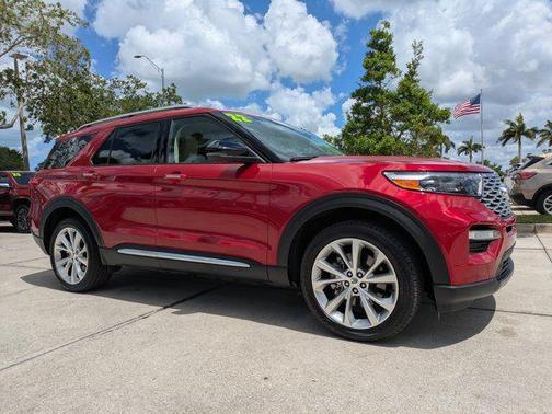 RAPID RED MET TINTED CC 2022 Ford Explorer Platinum