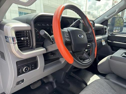 2023 Ford F-350 XL