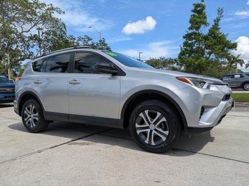 Silver Sky Metallic 2018 Toyota RAV4 LE